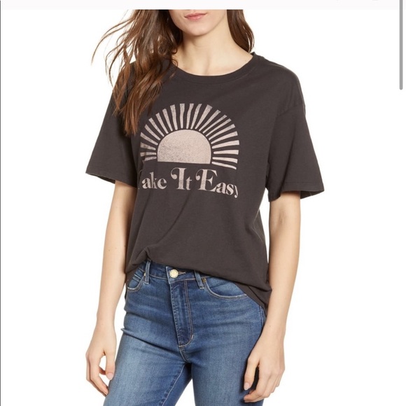 Daydreamer Tops - Day by Daydreamer Take It Easy Graphic Tee Sz M